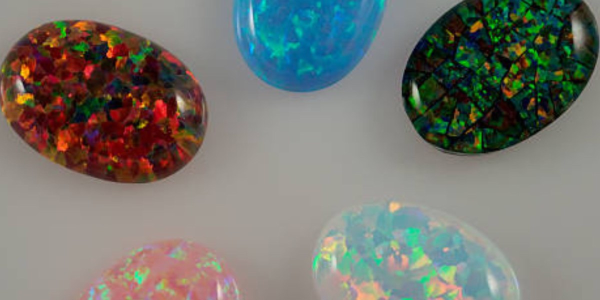 The Science Behind Opal’s Stunning Play-of-Color